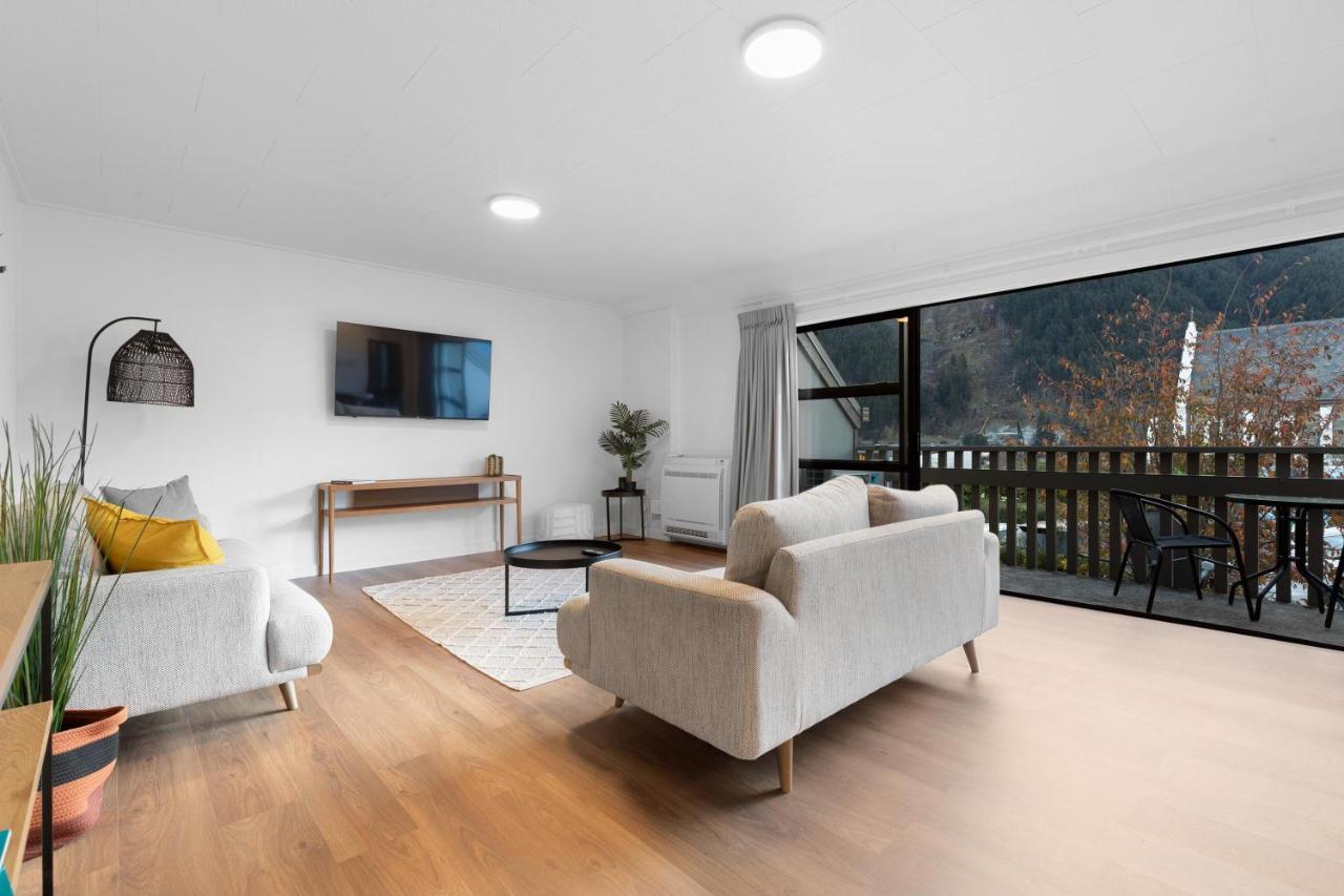 Apartment Location, Location Queenstown